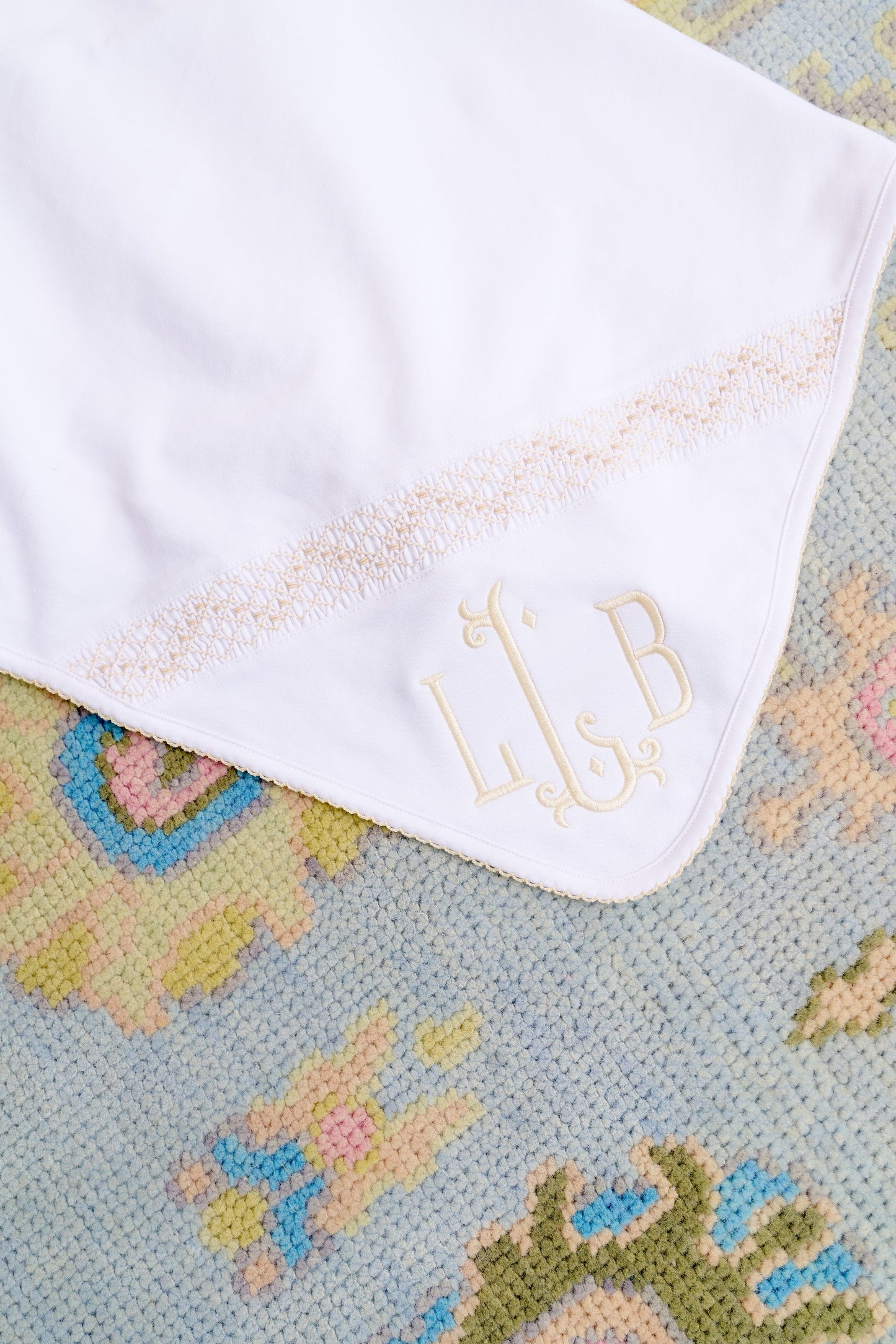 Beaufort Bonnet Sweetly Smocked Blessing Blanket (Unisex) - Worth Avenue Whi