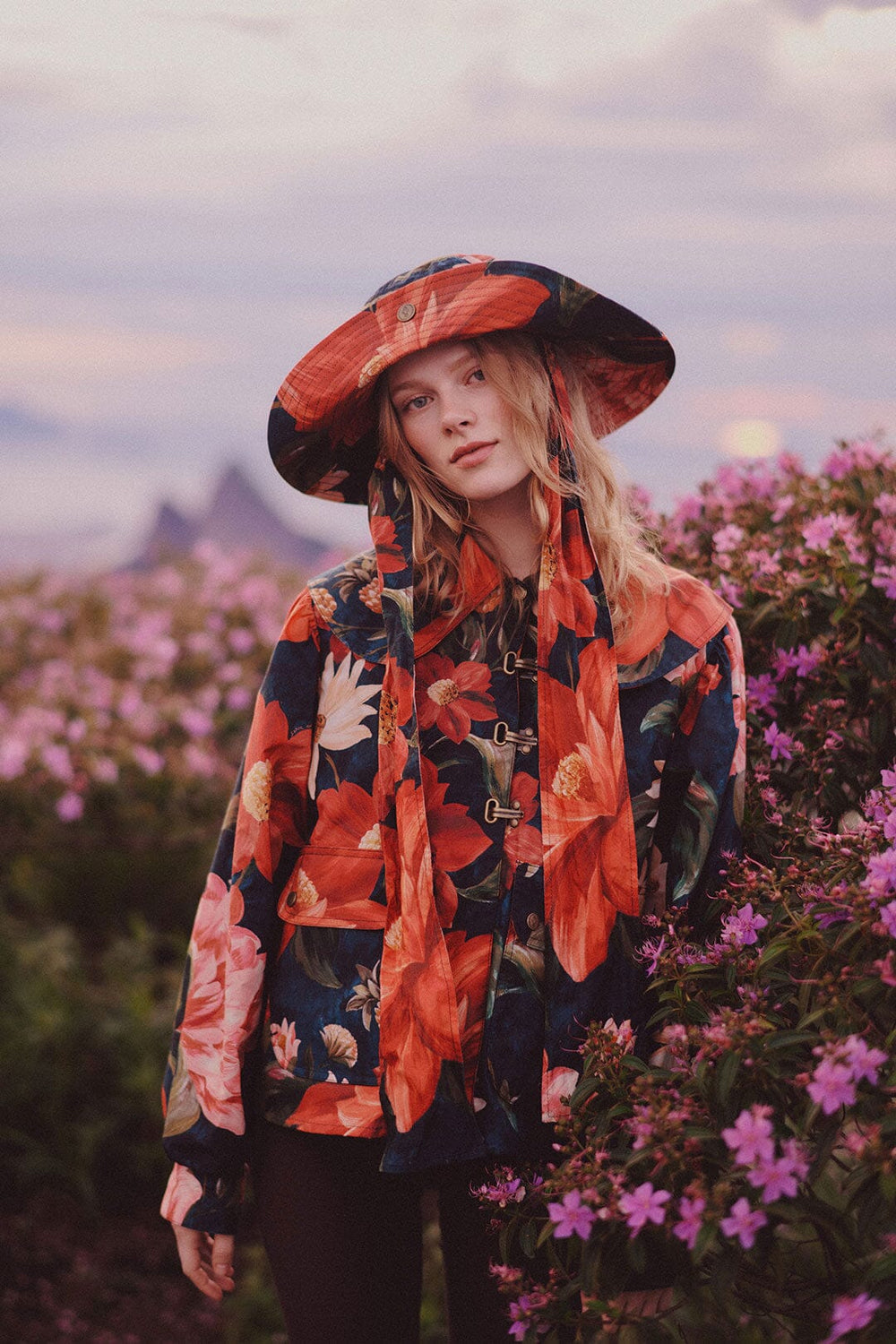 Wild Flower Jacket - FARM Rio EDENS BLOOM LIGHT PINK