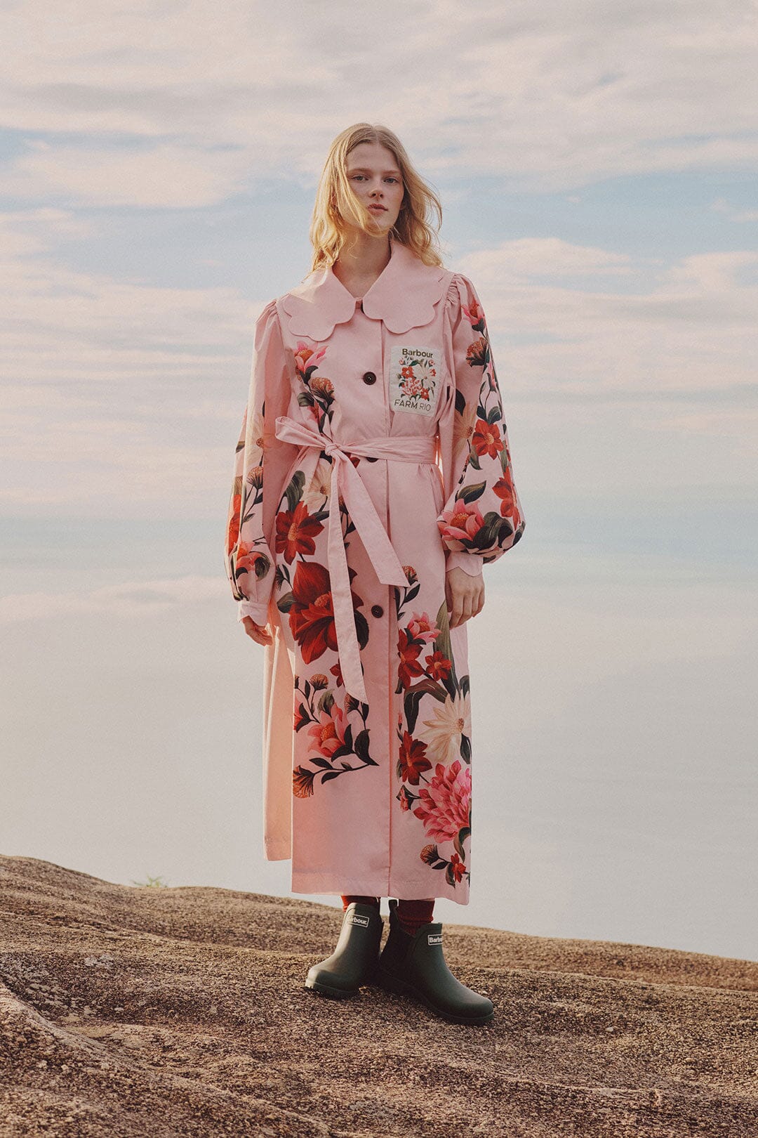 Bromelia Trench Coat - FARM Rio EDENS BLOOM LIGHT PINK
