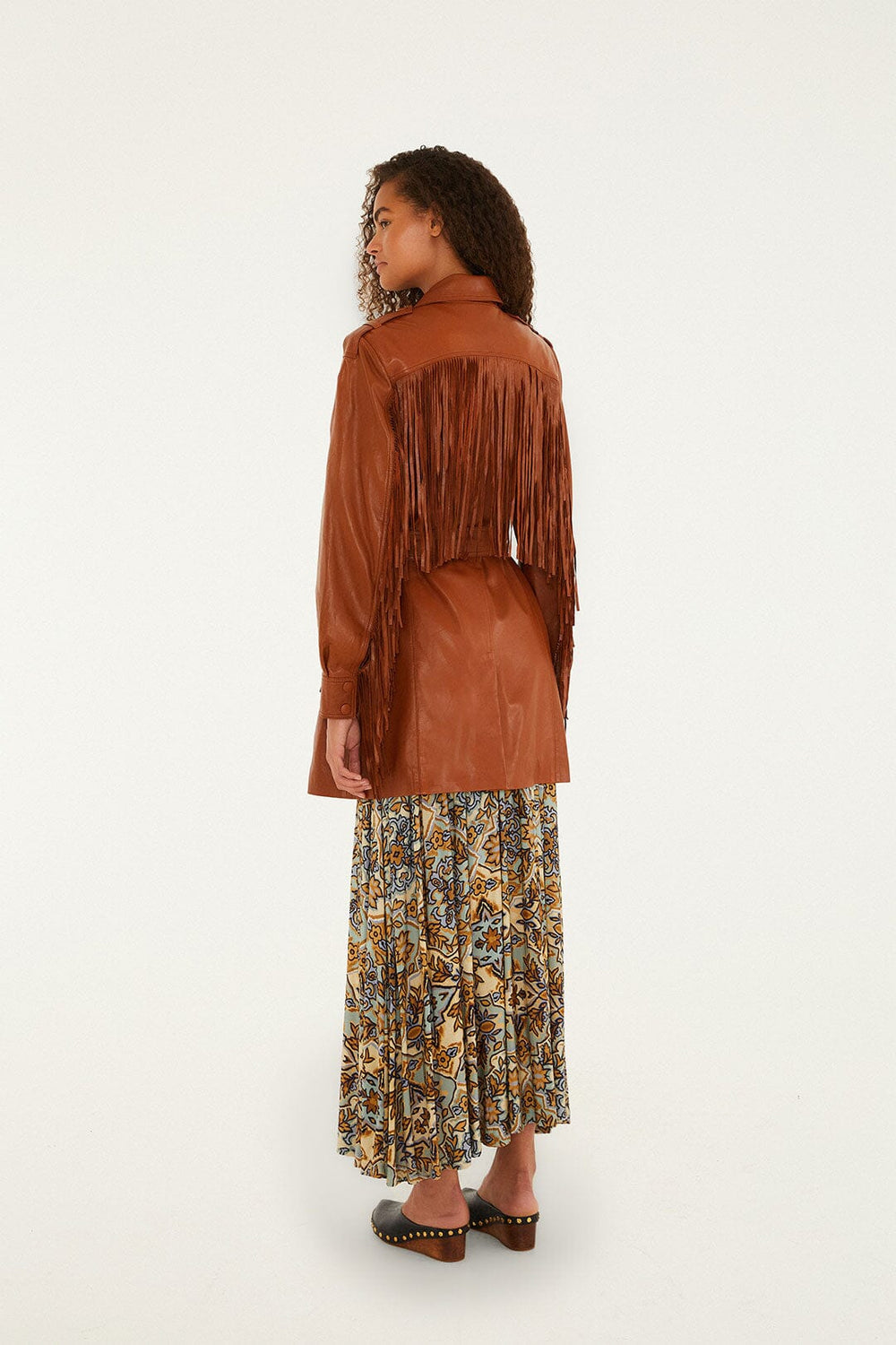 Brown Fringes Leather Coat - FARM Rio BROWN
