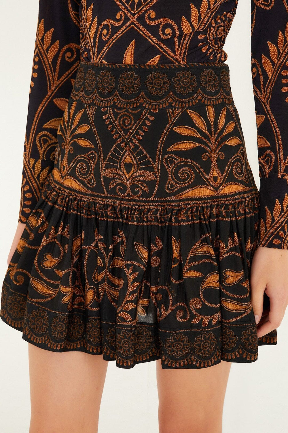 Black Cornely Ainika Lenzing™ Ecovero™ Viscose Mini Skirt - FARM Rio CORNELY AINIKA BLACK