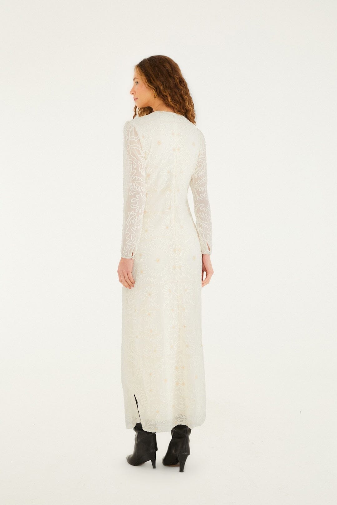 Off-White Embroidered Crew Neck Long Sleeve Maxi Dress - FARM Rio OFF-WHITE