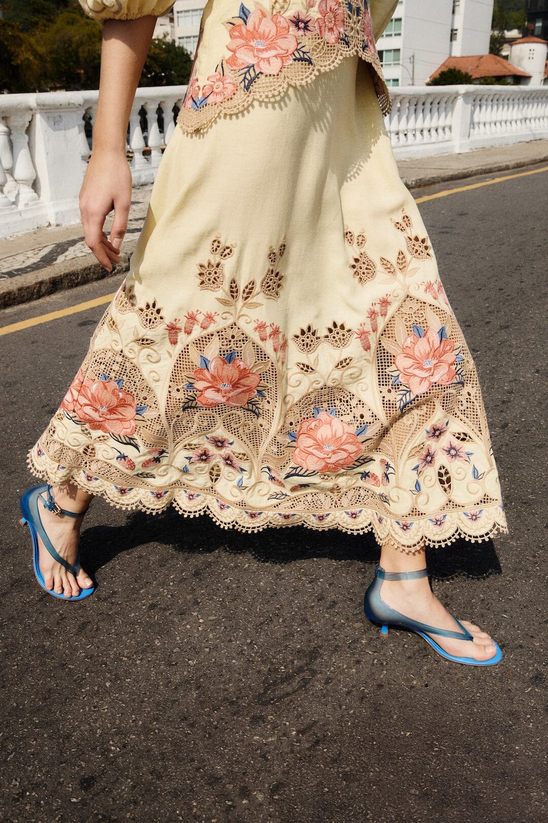 Butter Yellow Embroidered Lenzing Ecovero Euroflax Midi Dress - FARM Rio FLOWER POETRY SAND