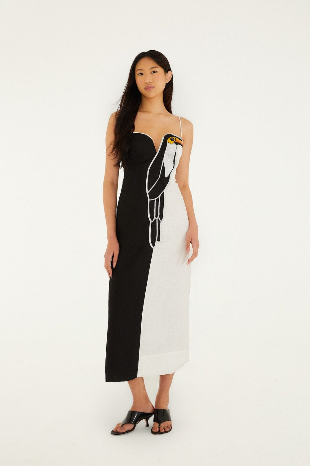 Black And White Embroidered Toucan Euroflax Premium Linen Sleeveless Maxi Dress - FARM Rio BLACK AND WHITE