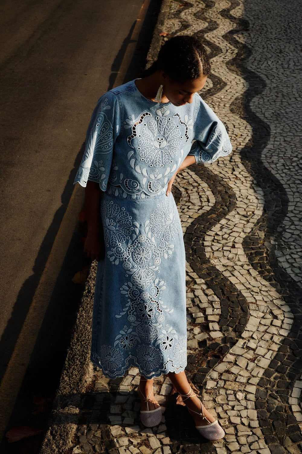 Denim Richelieu Wavy Hem Midi Skirt - FARM Rio DENIM