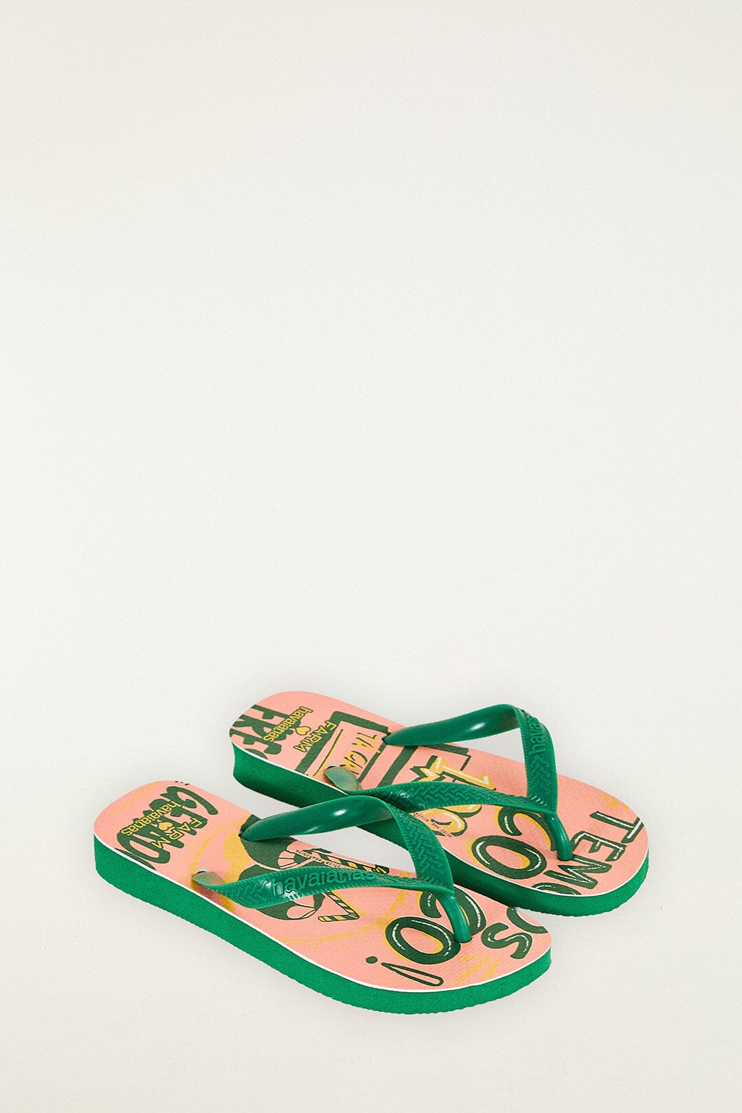 Pink Temos Coco Havaianas Sandals - FARM Rio PINK TEMOS COCO