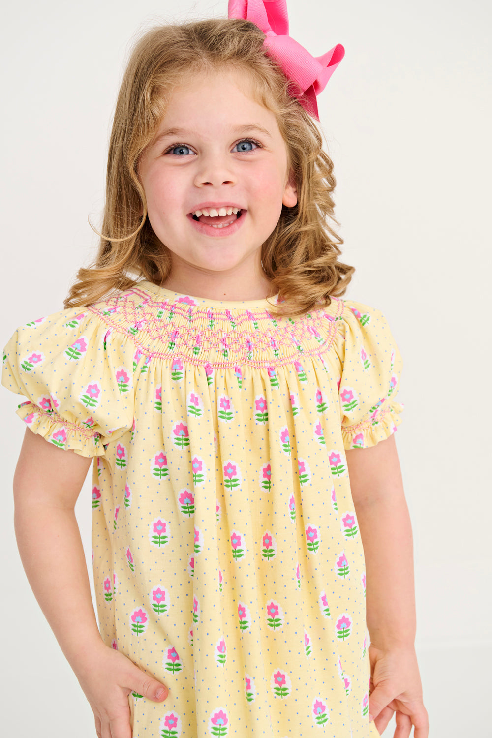 Beaufort Bonnet Sandy Smocked Dress - Fairway Floral & Winter Park Pink