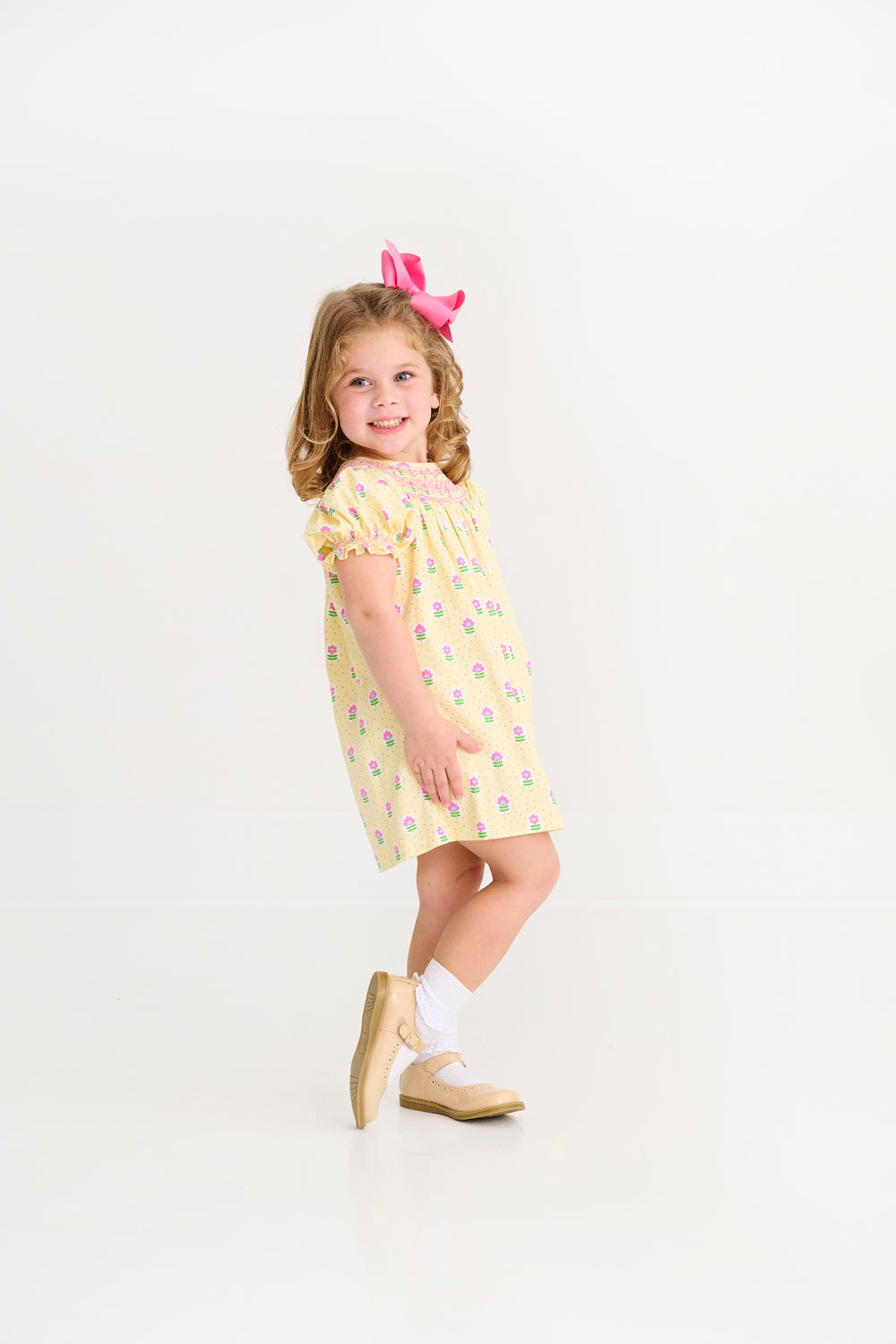 Beaufort Bonnet Sandy Smocked Dress - Fairway Floral & Winter Park Pink