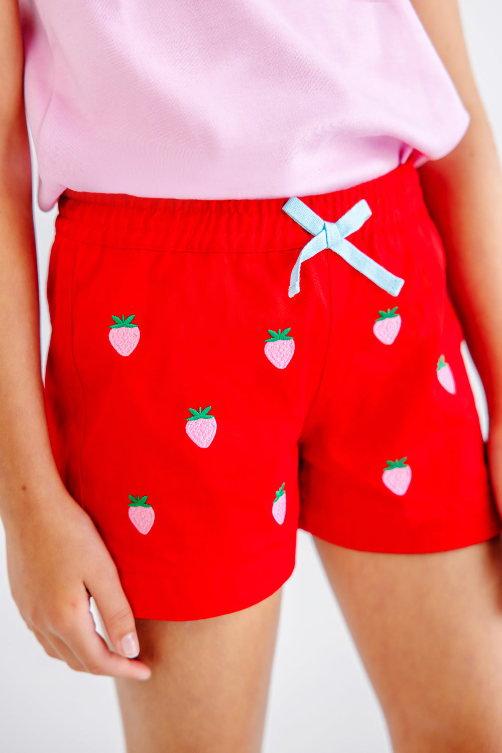 Beaufort Bonnet Critter Cheryl Shorts - Richmond Red & Strawberries