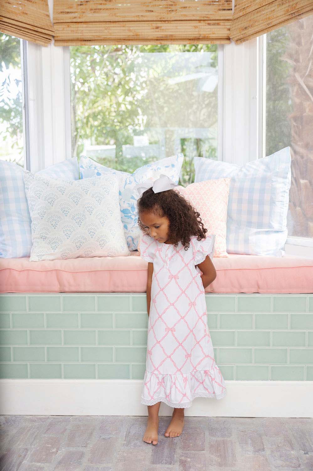 Beaufort Bonnet Marnie Morning Gown - Belle Meade Bow & White Eyelet