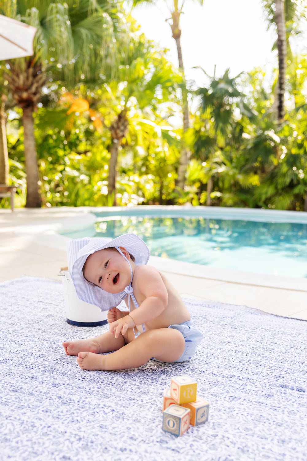 Beaufort Bonnet Sawyer Sun Hat - Breakers Blue Seersucker with Worth Avenue White