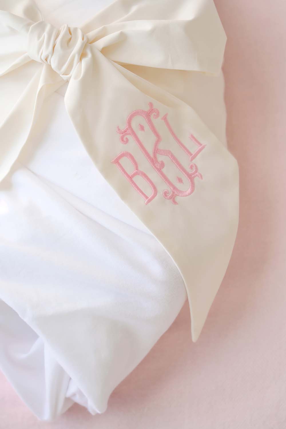 Beaufort Bonnet Bow Swaddle ® - Palmetto Pearl