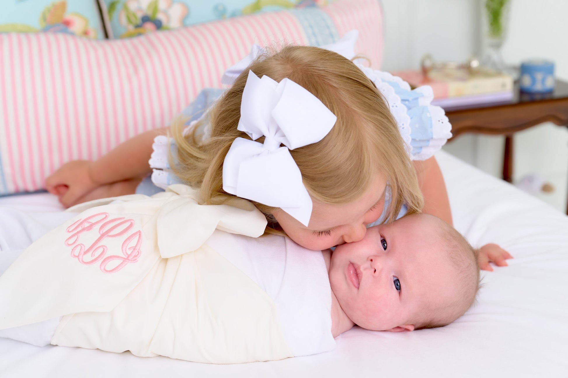 Beaufort Bonnet Bow Swaddle ® - Palmetto Pearl