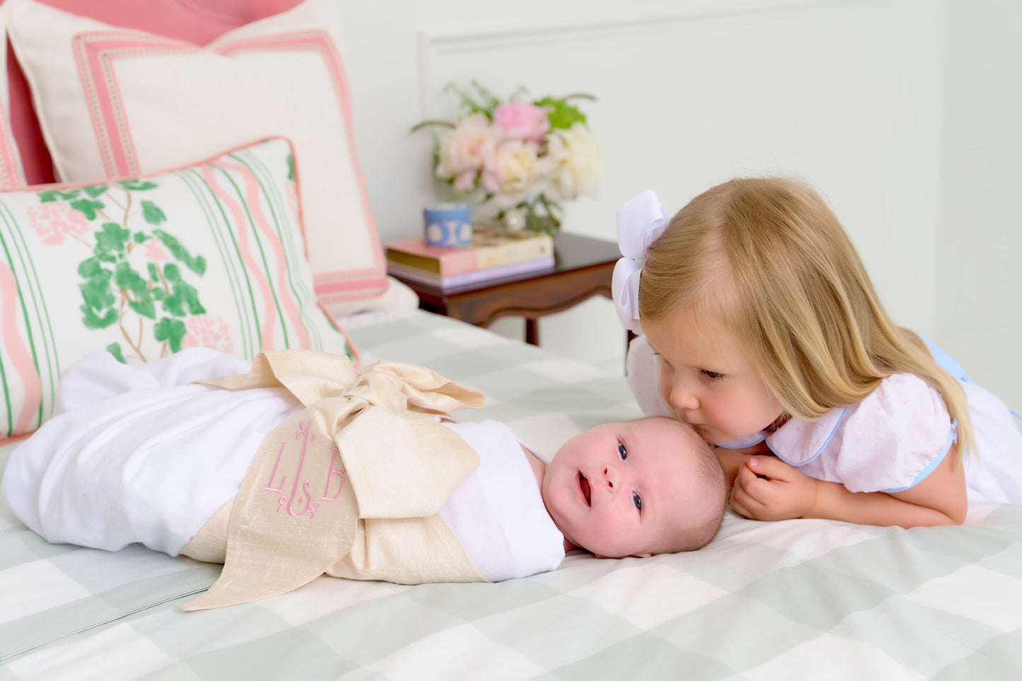 Beaufort Bonnet Bow Swaddle ® - Pearl Strand Silk