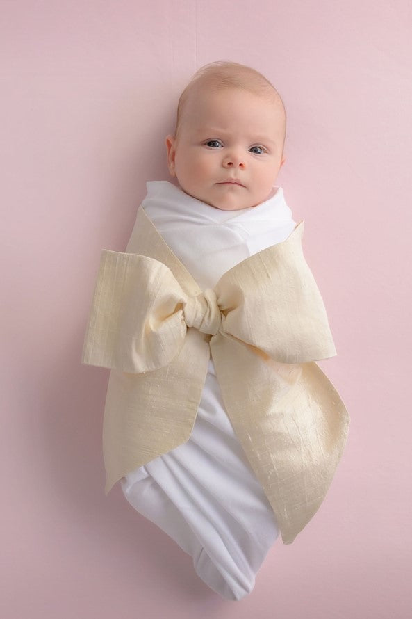 Beaufort Bonnet Bow Swaddle ® - Pearl Strand Silk