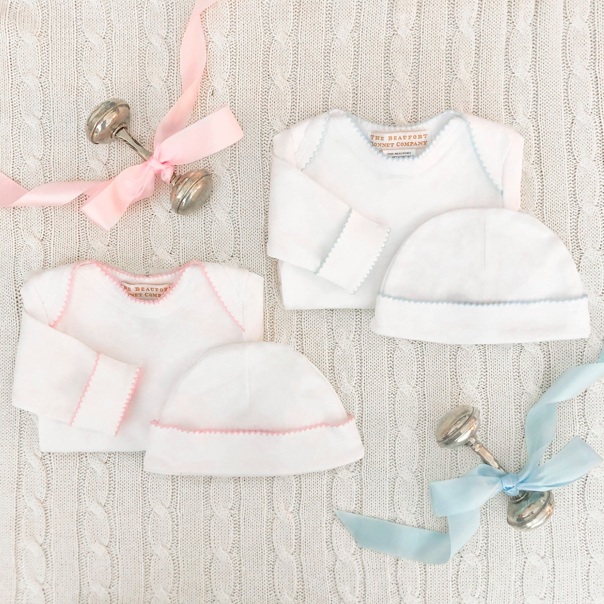 Beaufort Bonnet Darling Debut Set (with snaps) - Worth Avenue White with Palm Beach Pi