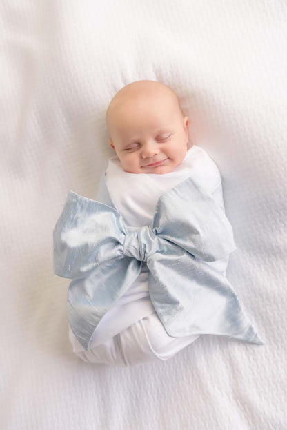 Beaufort Bonnet Bow Swaddle ® - Sea Blue Silk