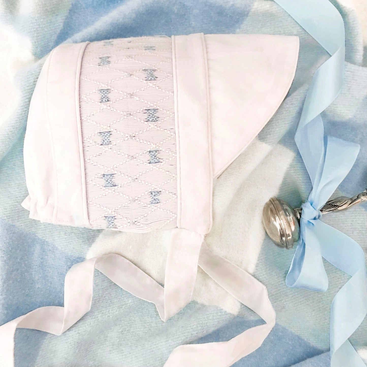 Beaufort Bonnet Sweetly Smocked Bonnet - Worth Avenue White with Buckhead Blue