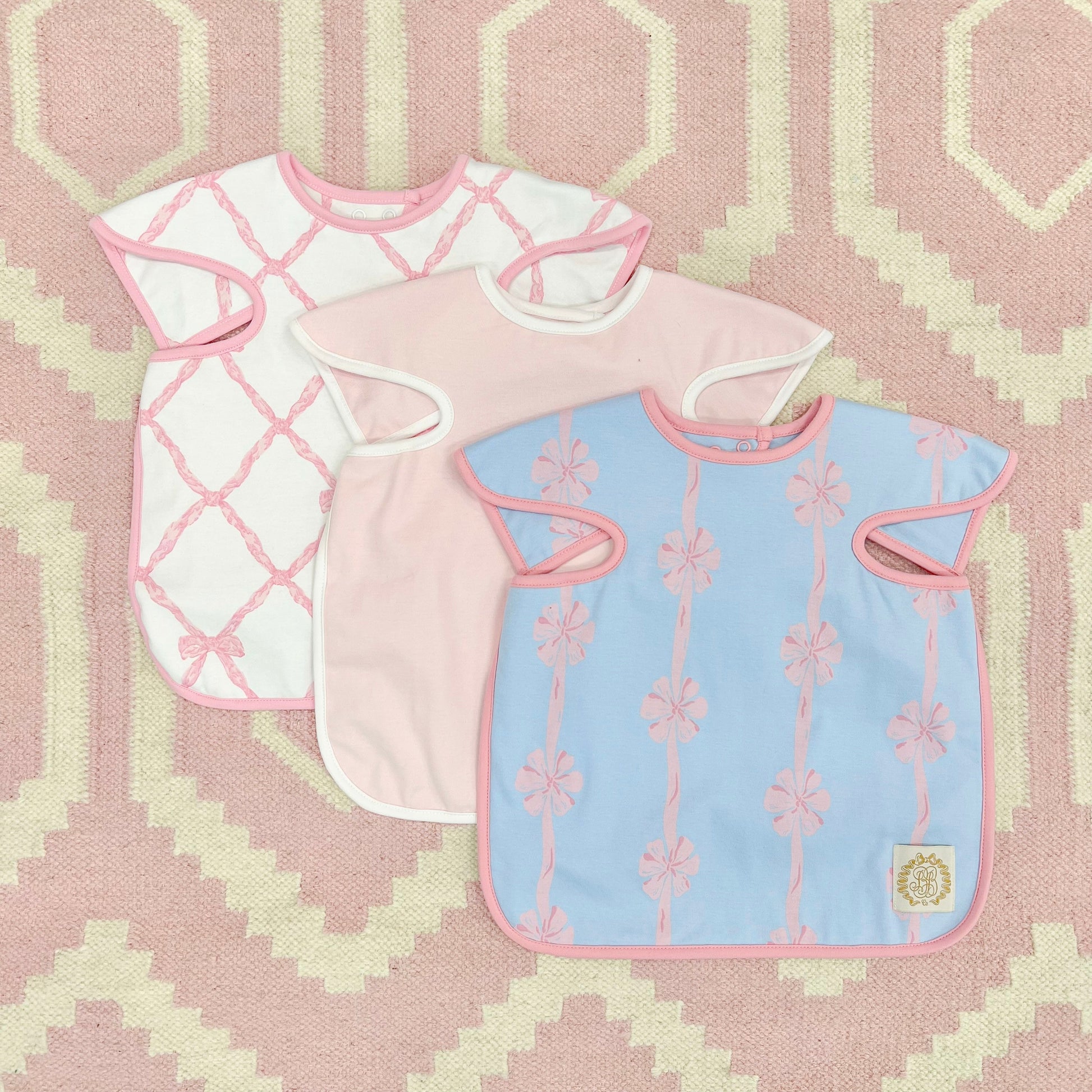 Beaufort Bonnet Big Bite Bib - Belle Meade Bow & Pier Party Pink