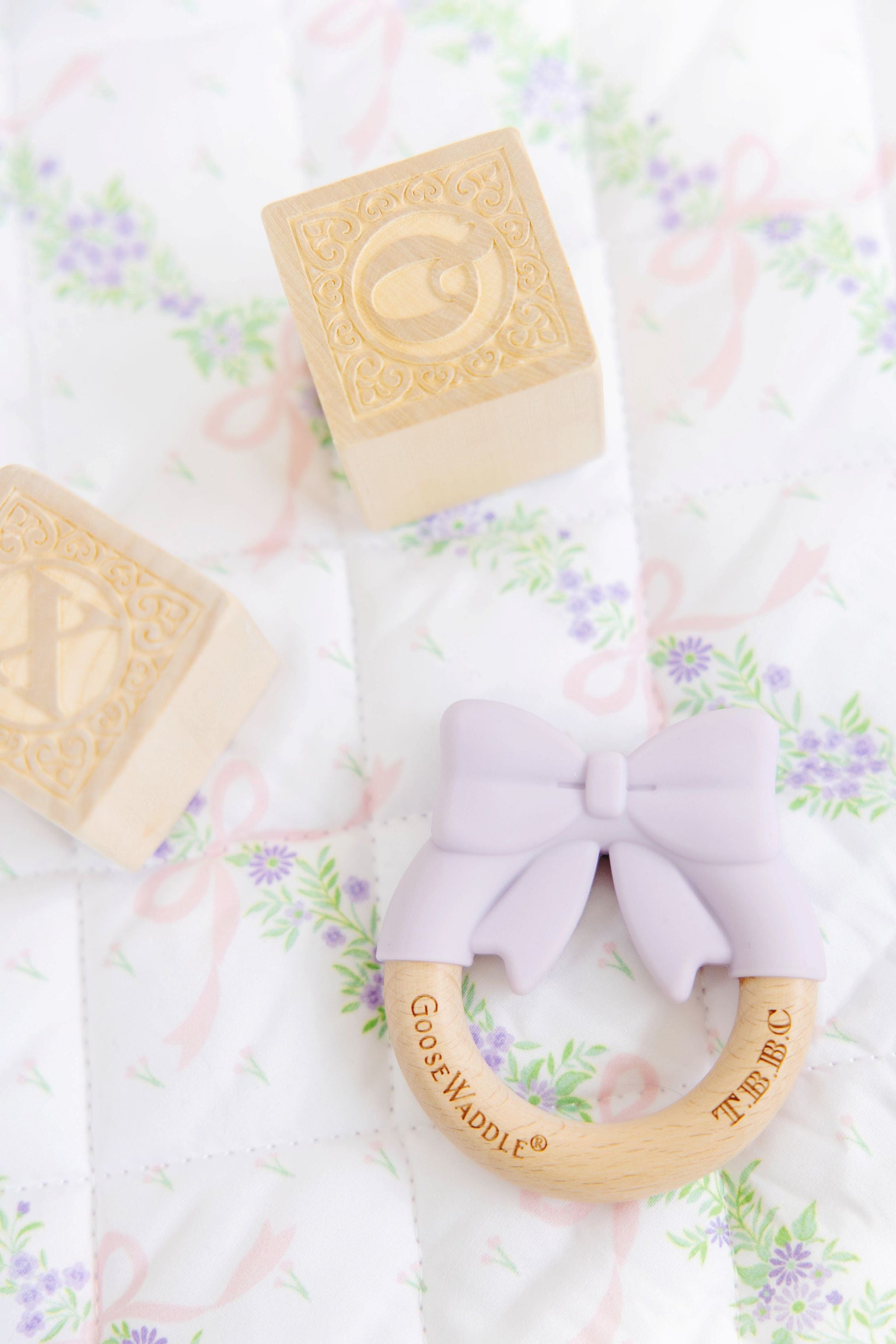 Beaufort Bonnet Bow Wooden & Silicone Teether (3-Pack) - Lauderdale Lavender
